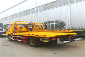 迁安市附近拖车救援搭电