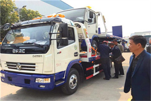 迁安市汽车道路救援拖车价格